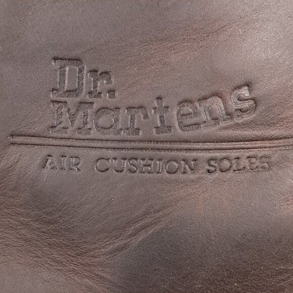 VTG Dr Martens 1460 Boots UK 7, US Men 8 Women 9 Made in England Air Wair Brown - Picture 16 of 16